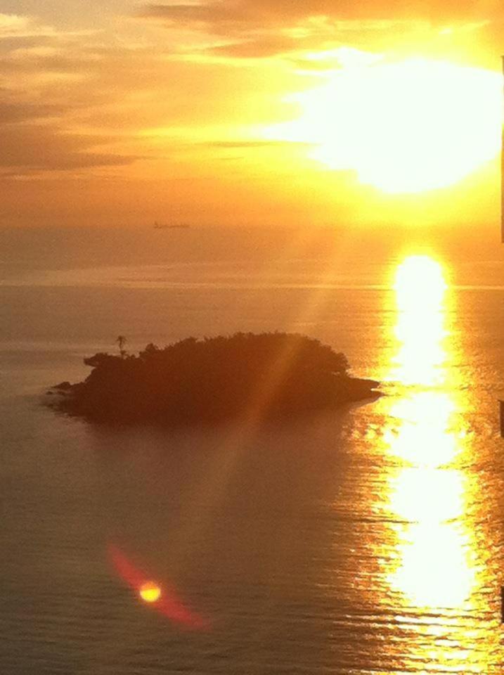 Apartamento Vista Mar - Pe Na Areia Balneario Camboriu Bagian luar foto